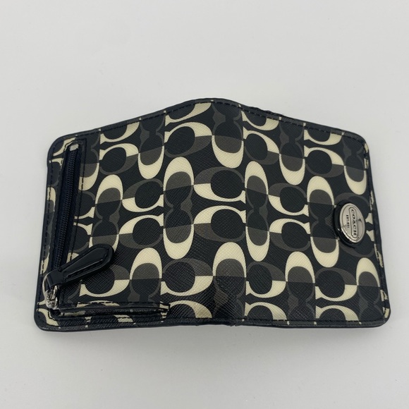 Coach Card Holder 4x4x1 - Picture 3 of 3